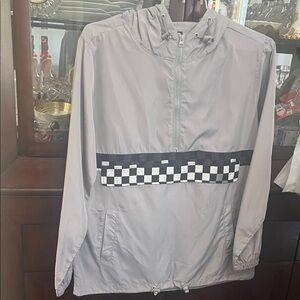 Stylish Gray Windbreaker with Checkered Design